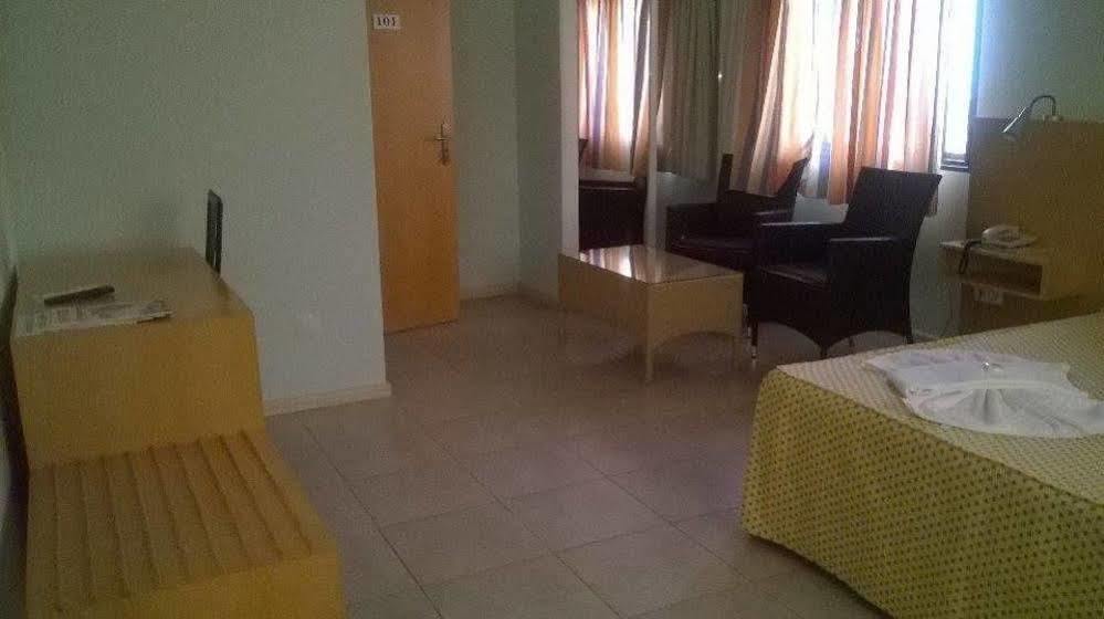 Hotel Roterdao Прая Екстер'єр фото